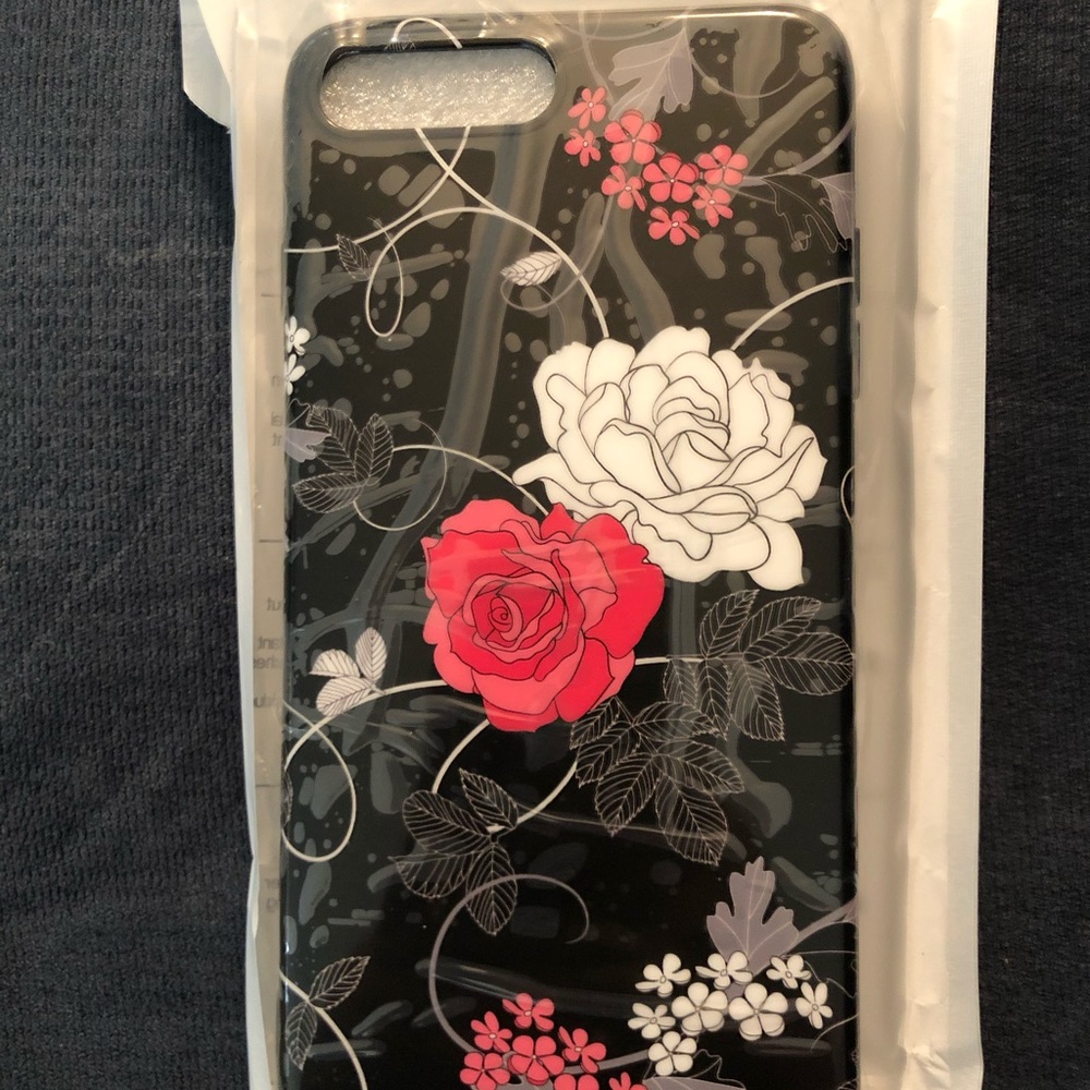 Brand New Rose IPhone 8 Plus Case 🌹